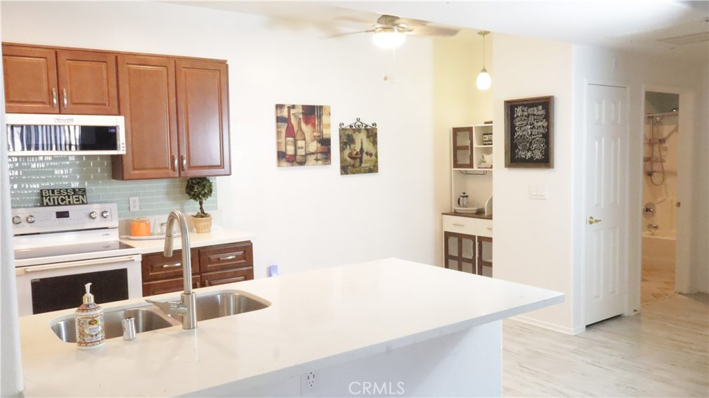 24909 Madison 3313 Property Photo 15