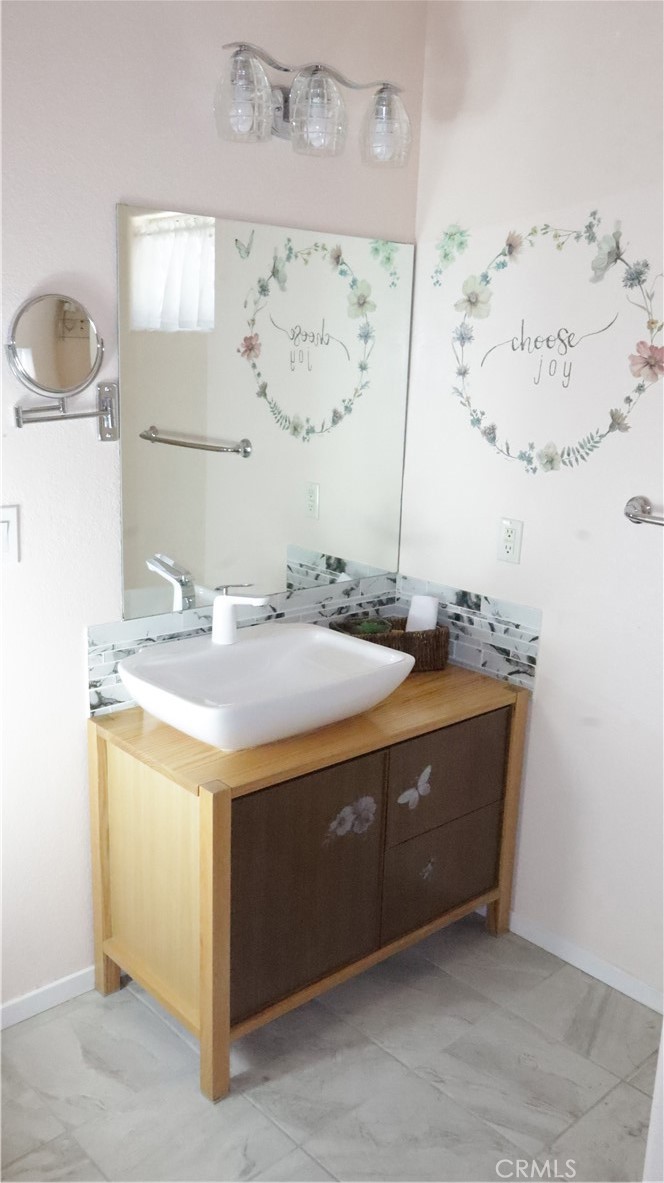 24909 Madison 3313 Property Photo 26