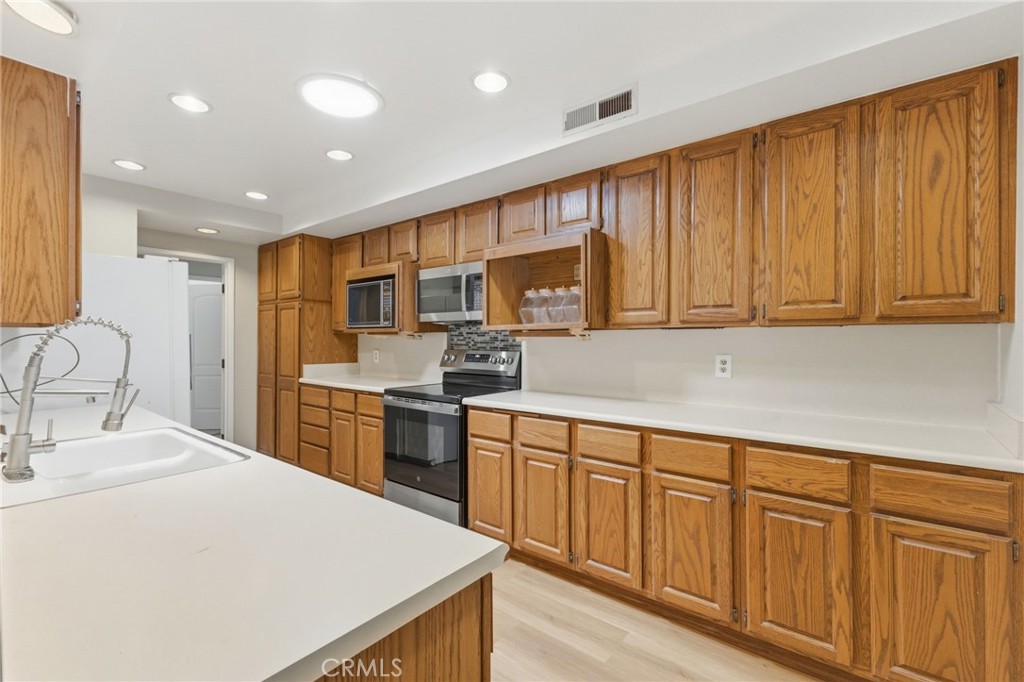 814 S Kouri Property Photo 21
