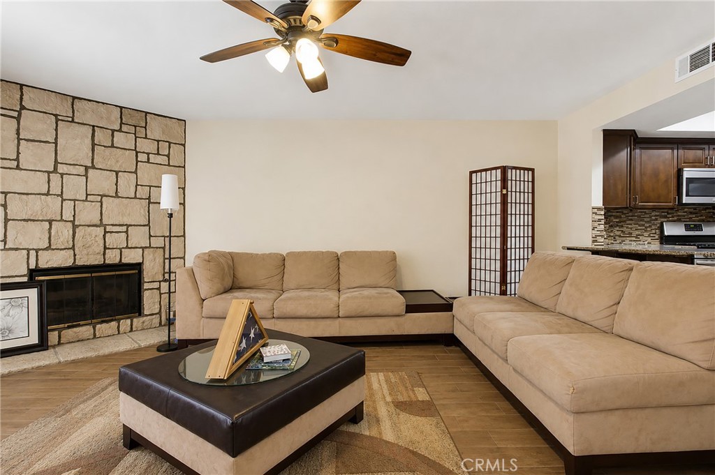 25636 Sharp Dr E Property Photo 8