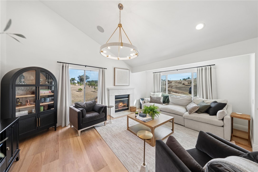 40752 Los Amantes Road Property Photo 15