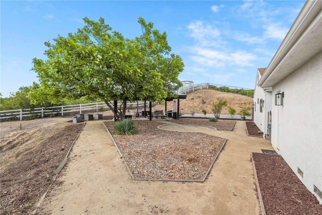 40752 Los Amantes Road Property Photo 30