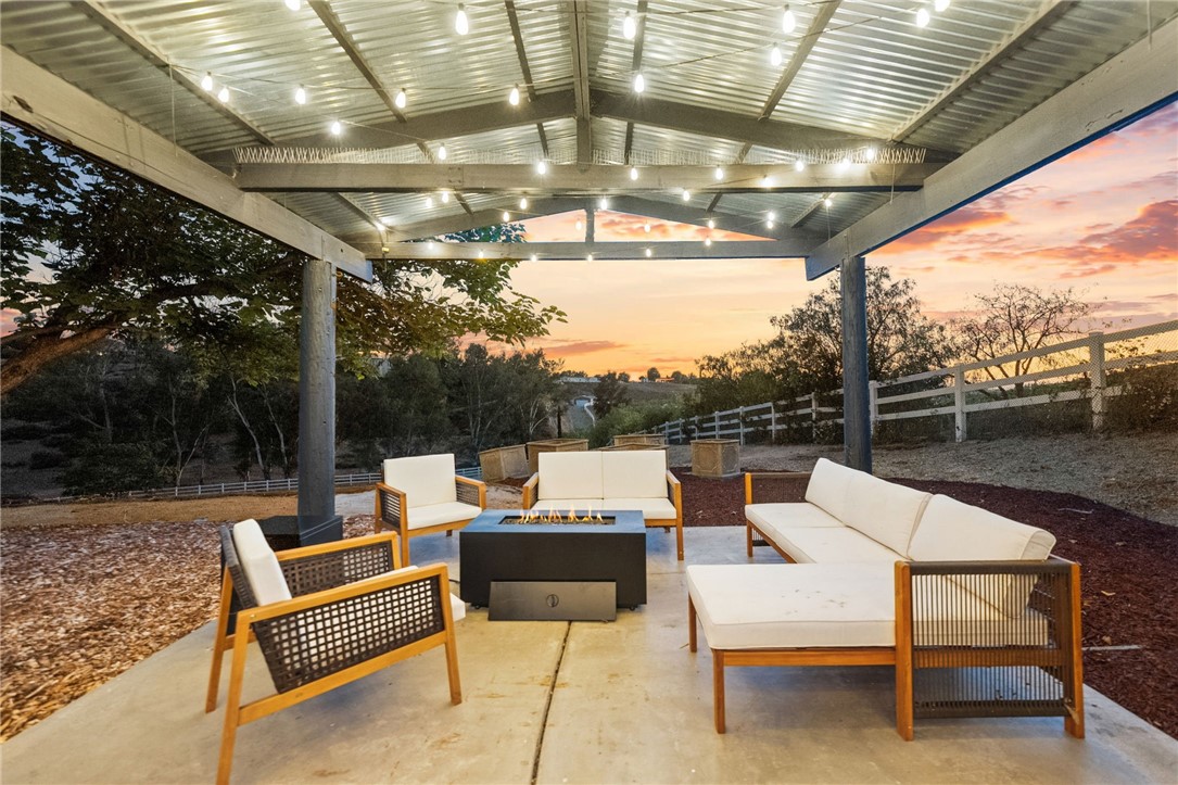 40752 Los Amantes Road Property Photo 32