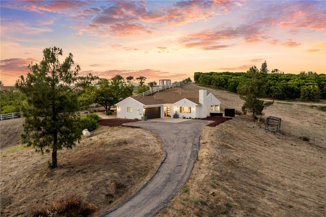 40752 Los Amantes Road Property Photo 43