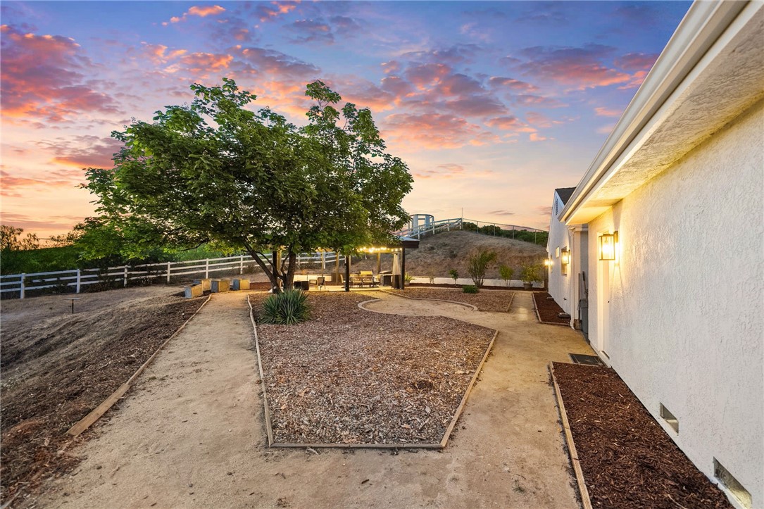 40752 Los Amantes Road Property Photo 49
