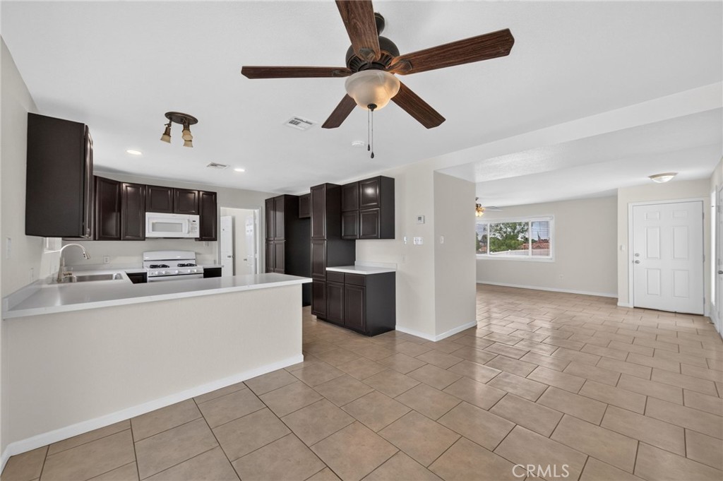 34915 Orange Property Photo 6