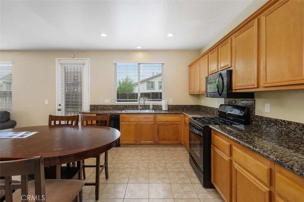 23613 Black Oak Property Photo 6