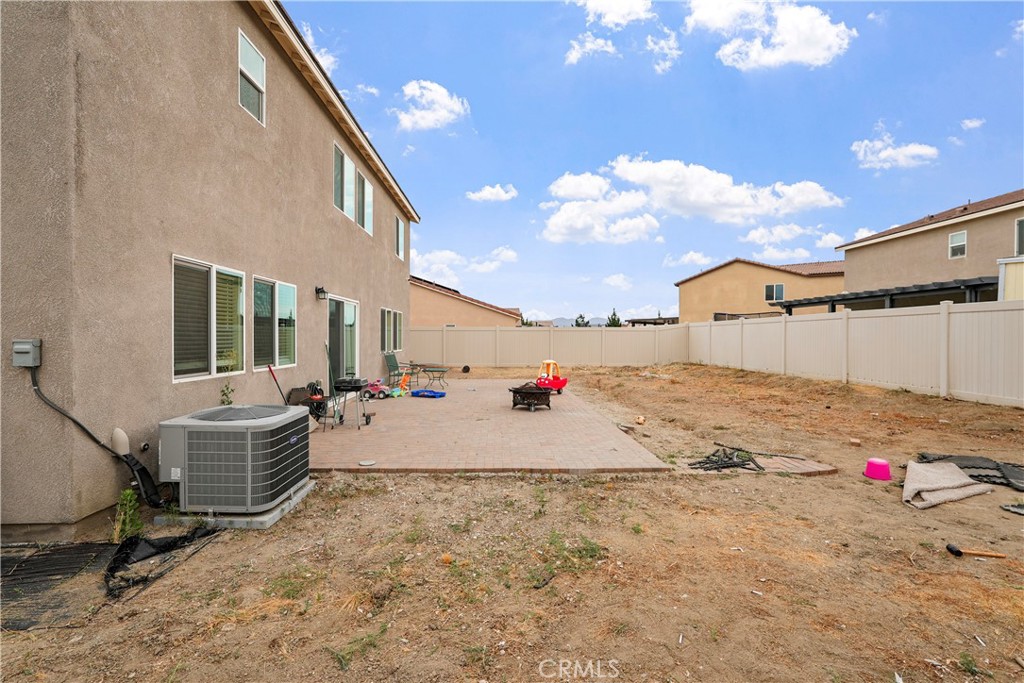 1355 Monument St. Property Photo 37