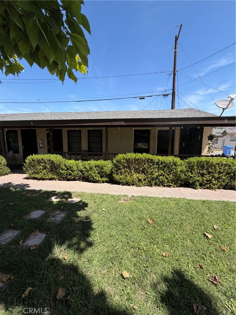 281 E Main Property Photo 2