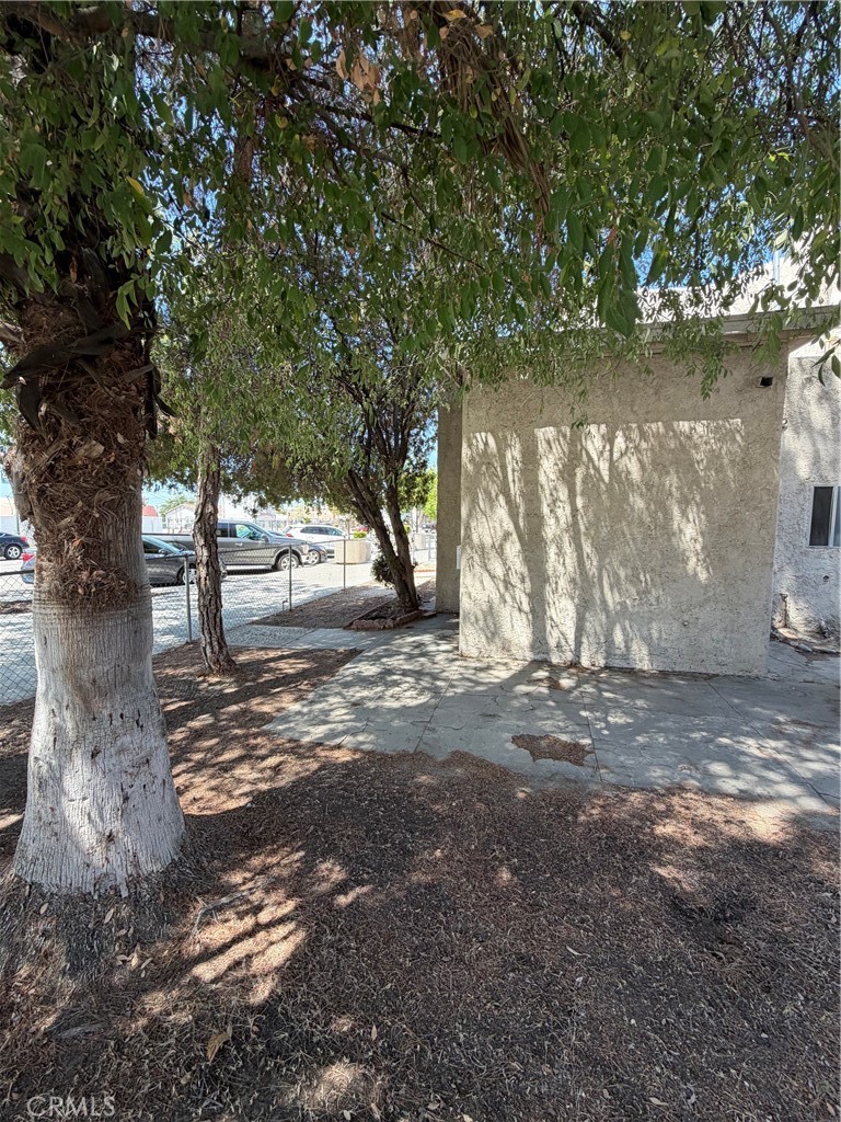 281 E Main Property Photo 19