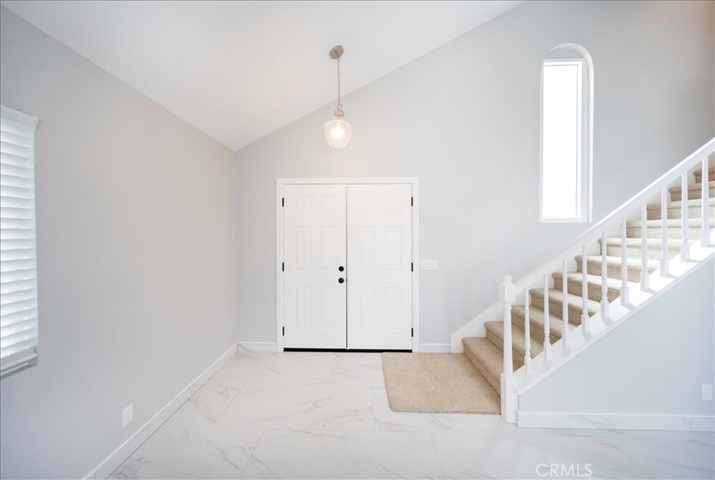 24687 New Haven Property Photo 9