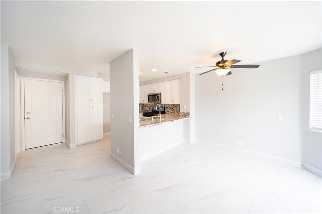 24687 New Haven Property Photo 16