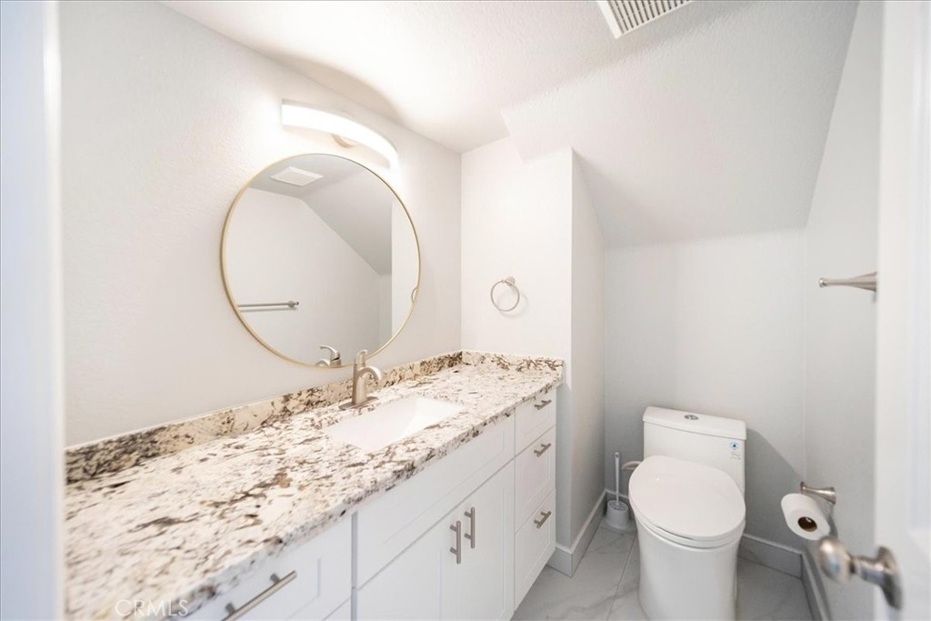 24687 New Haven Property Photo 23