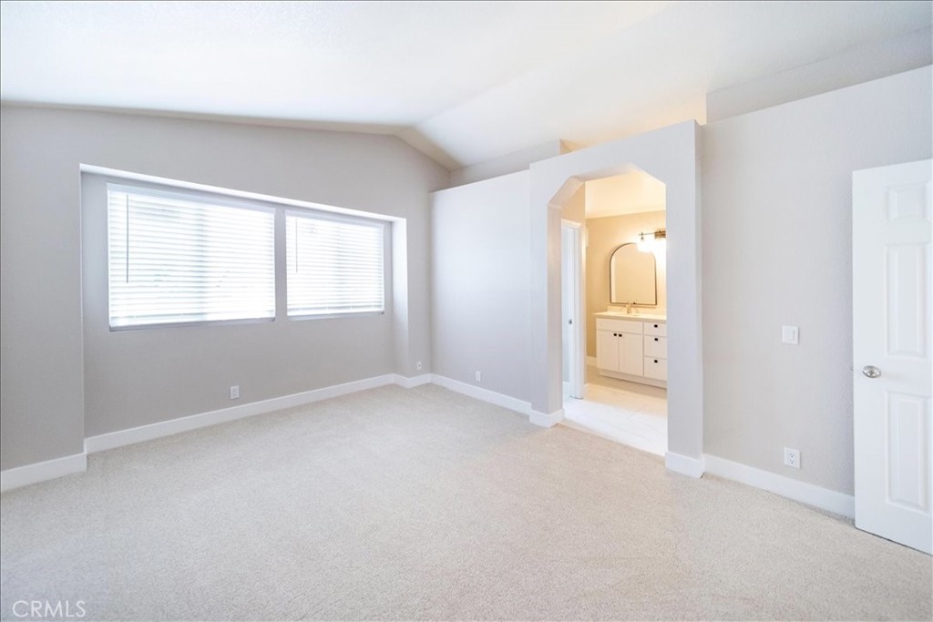 24687 New Haven Property Photo 32