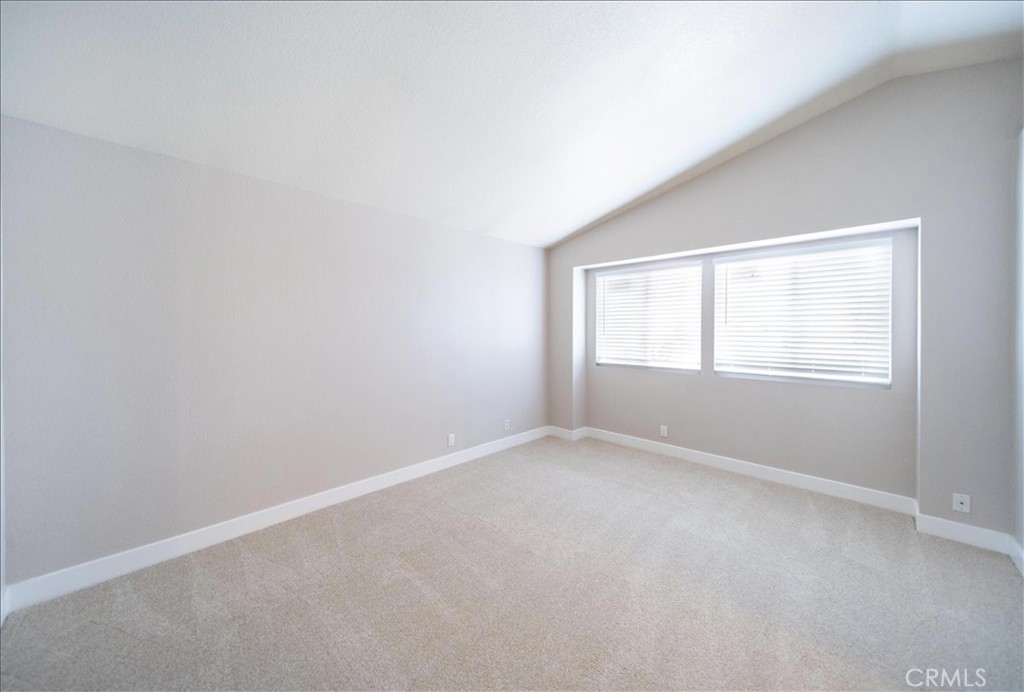 24687 New Haven Property Photo 33