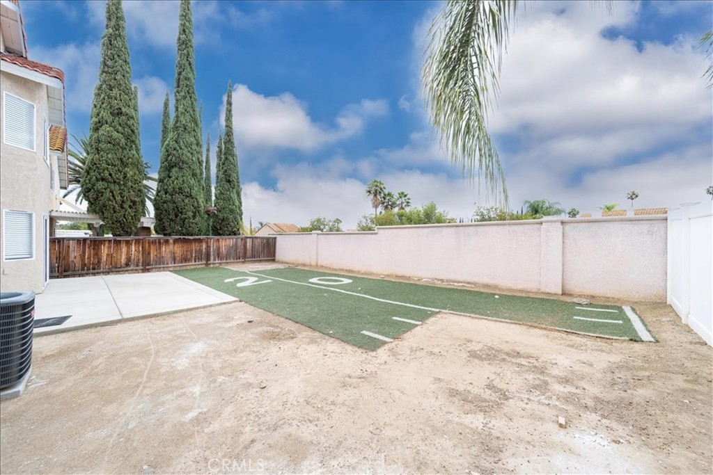 24687 New Haven Property Photo 39