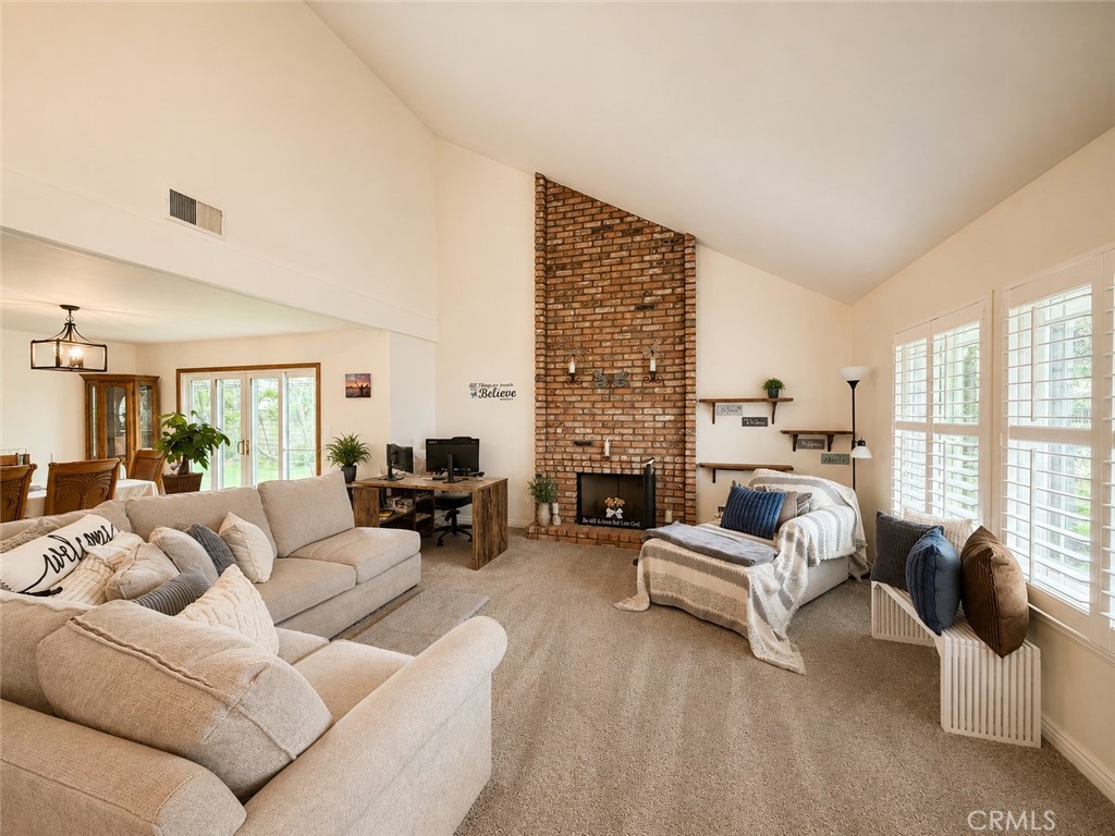 1179 Doverwood Property Photo 8