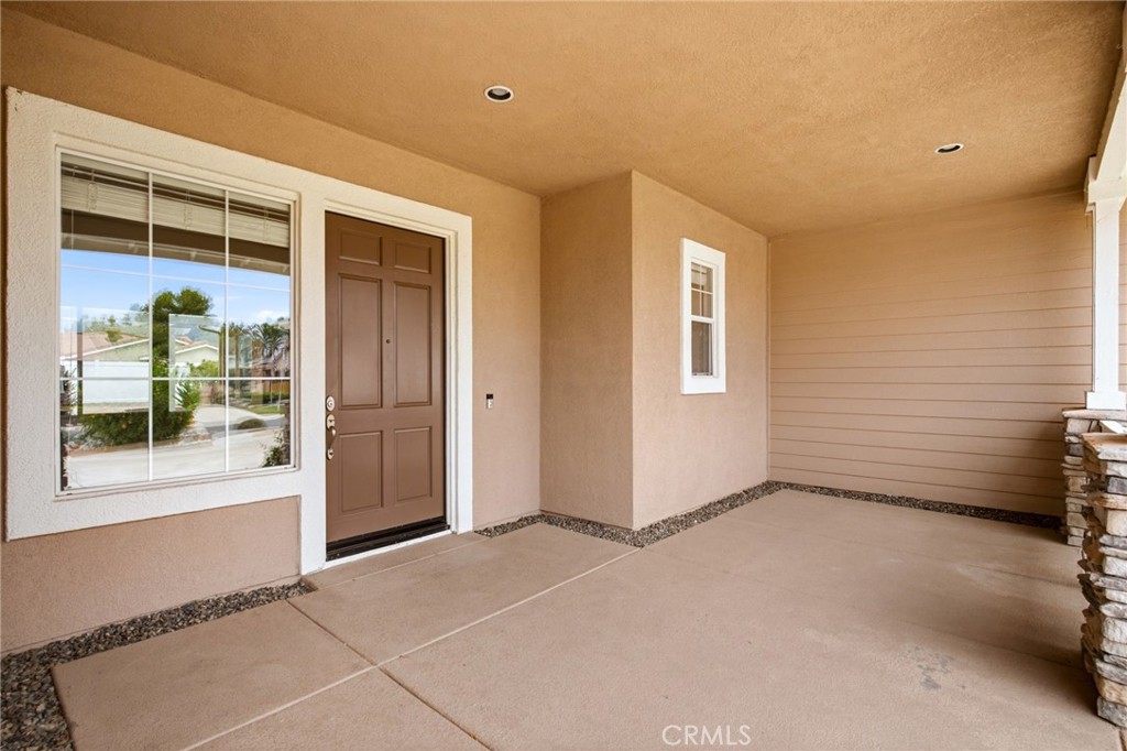 42144 Santa Fe Trail Property Photo 4