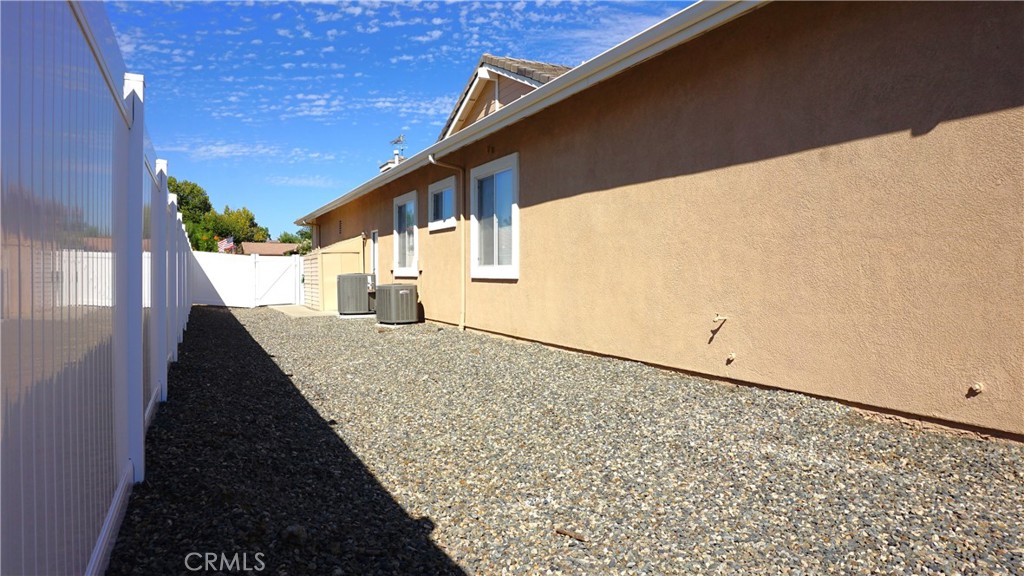 42144 Santa Fe Trail Property Photo 40