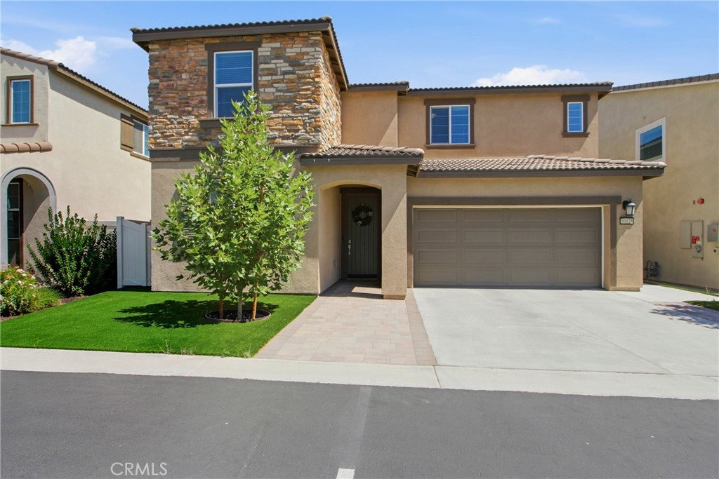30028 Arroyo Springs Property Photo 1