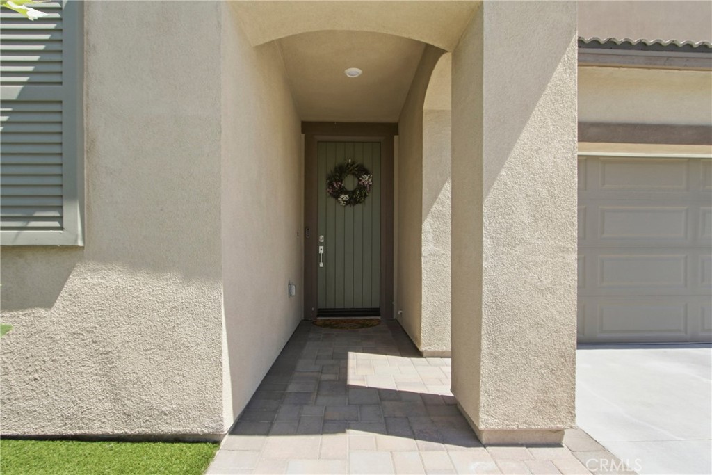 30028 Arroyo Springs Property Photo 3