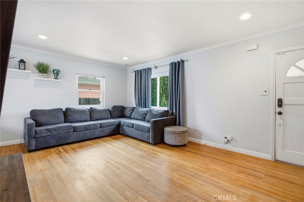 5110 N Coney Avenue Property Photo 6