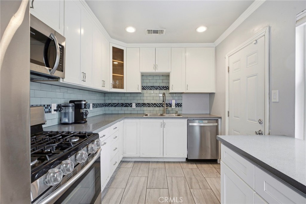 5110 N Coney Avenue Property Photo 11