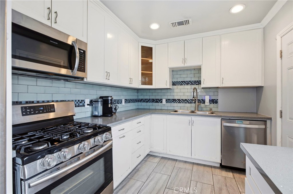 5110 N Coney Avenue Property Photo 12