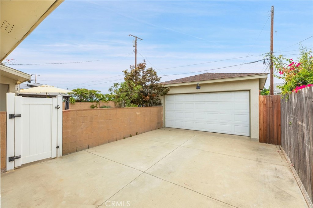 5110 N Coney Avenue Property Photo 19
