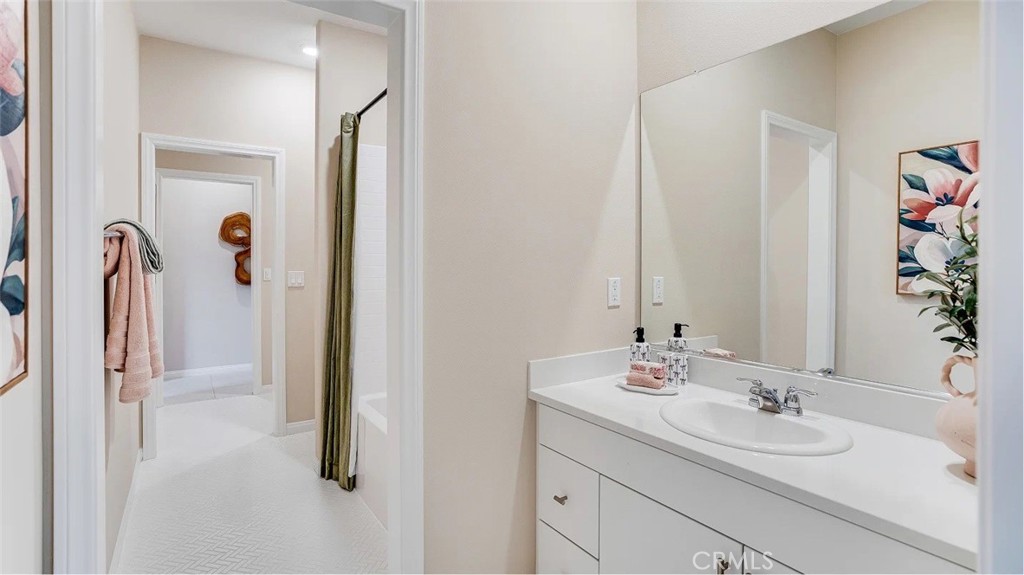 17684 Bassets Street Property Photo 9