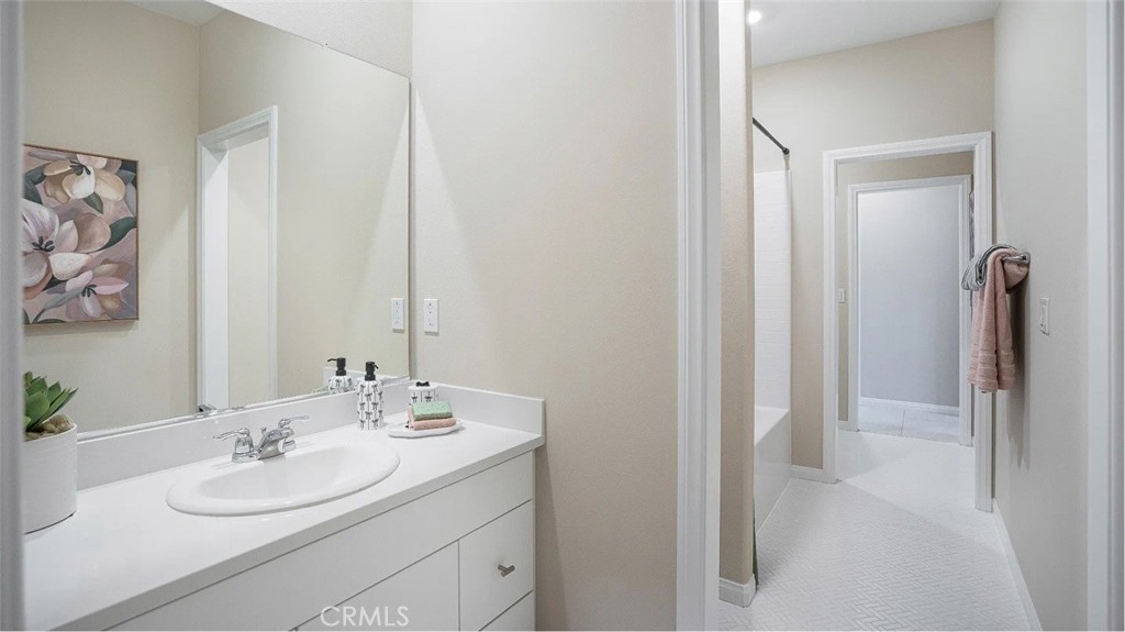 17684 Bassets Street Property Photo 11