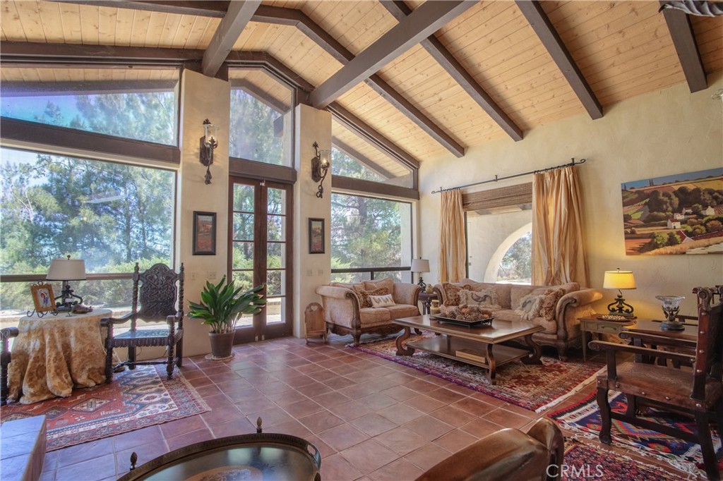 35010 Santa Rita Road Property Photo 14