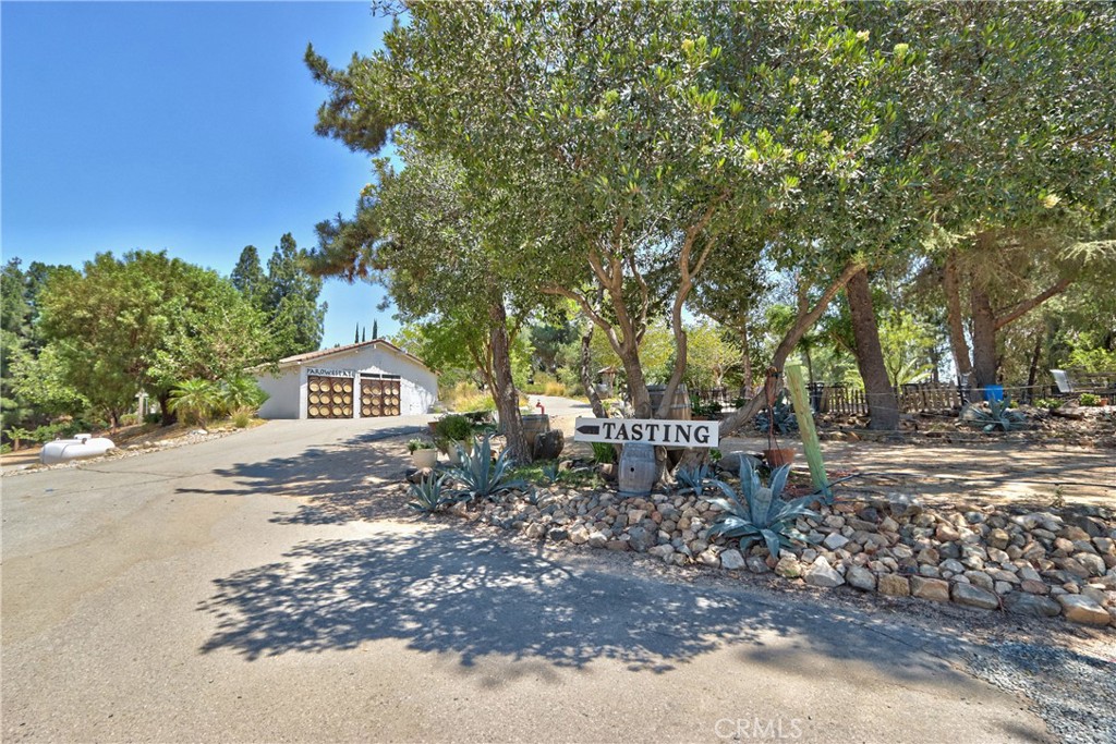 35010 Santa Rita Road Property Photo 23