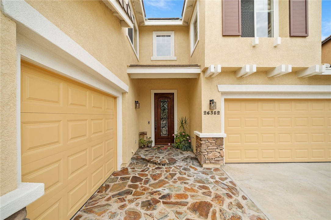 26352 Palm Tree Property Photo 3