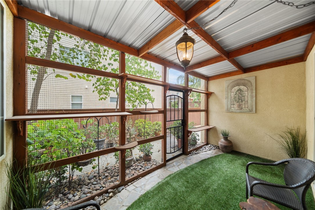 26352 Palm Tree Property Photo 15