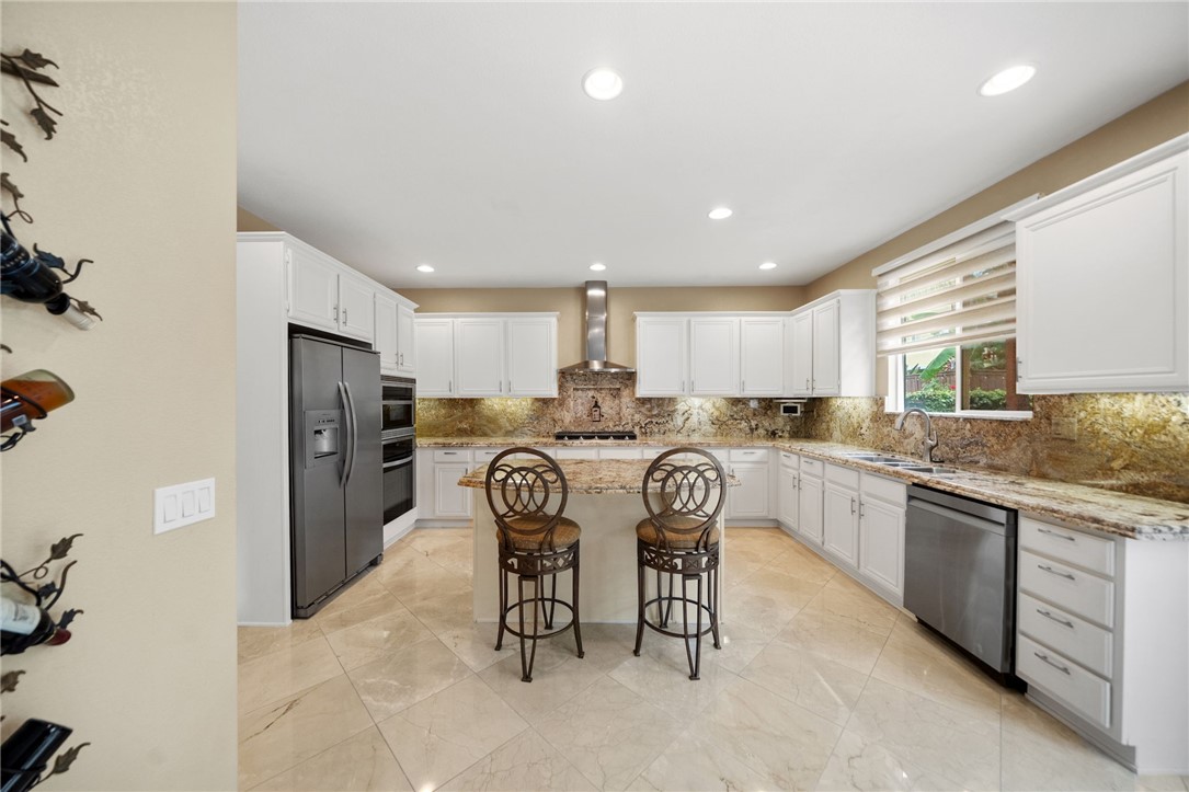 26352 Palm Tree Property Photo 19