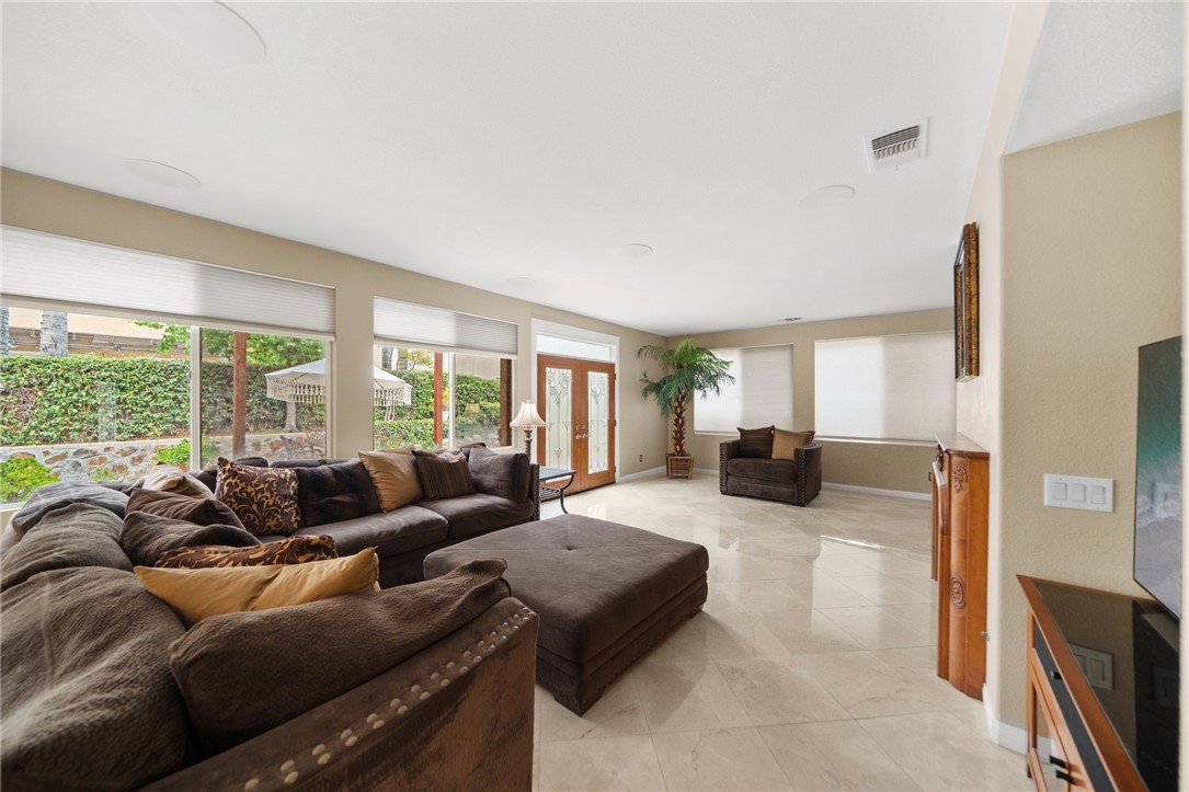 26352 Palm Tree Property Photo 23