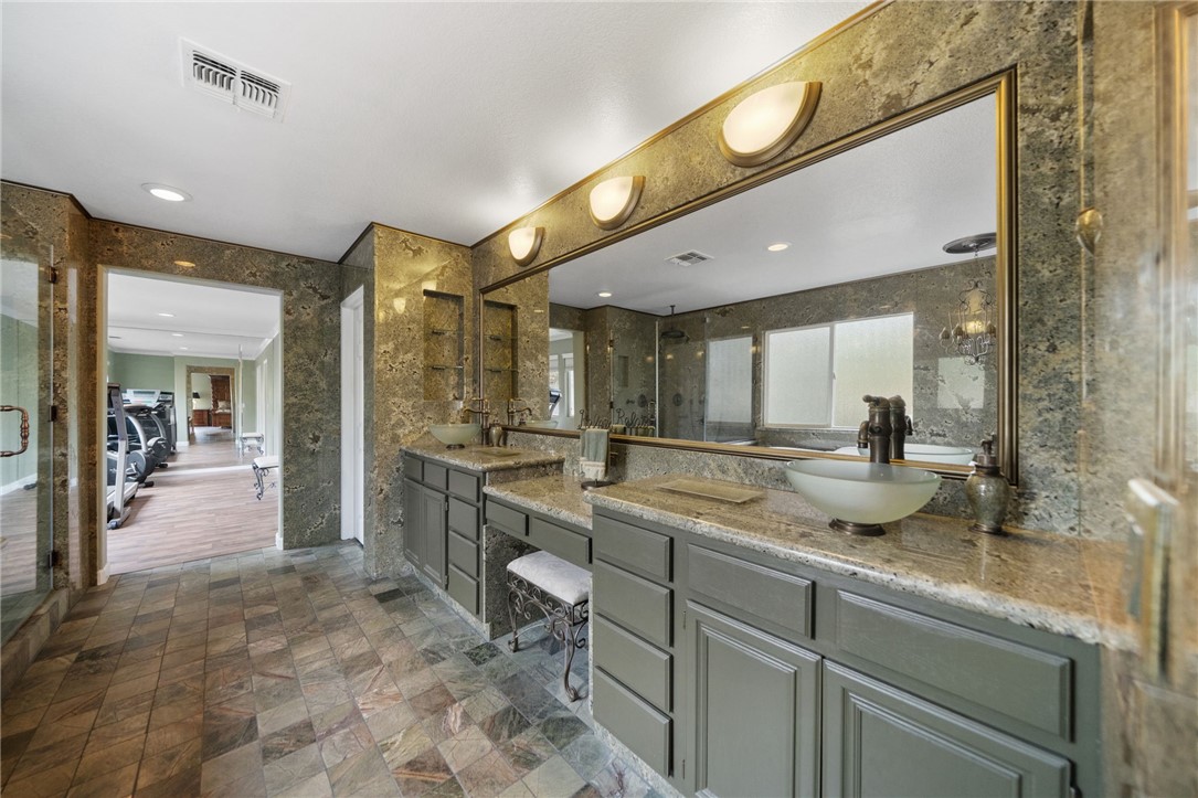 26352 Palm Tree Property Photo 49