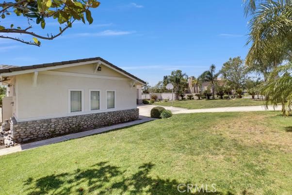 12661 Ridgecrest Property Photo 3