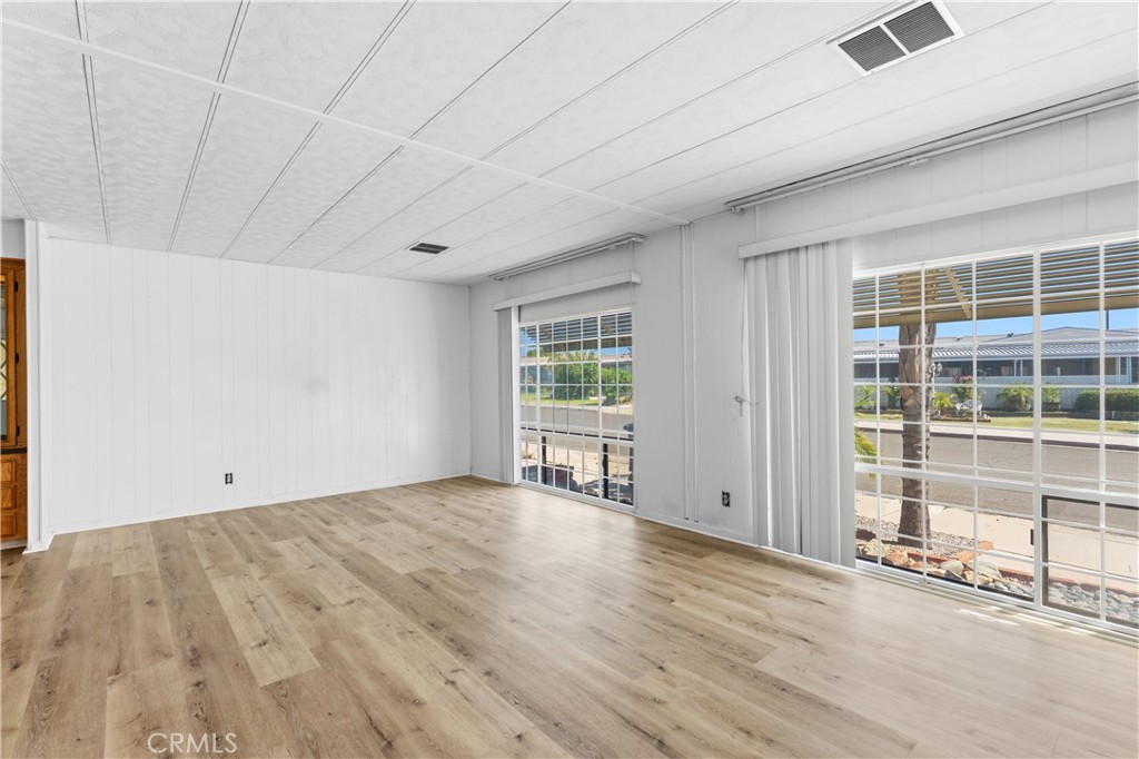 1290 Vista Grande Property Photo 5