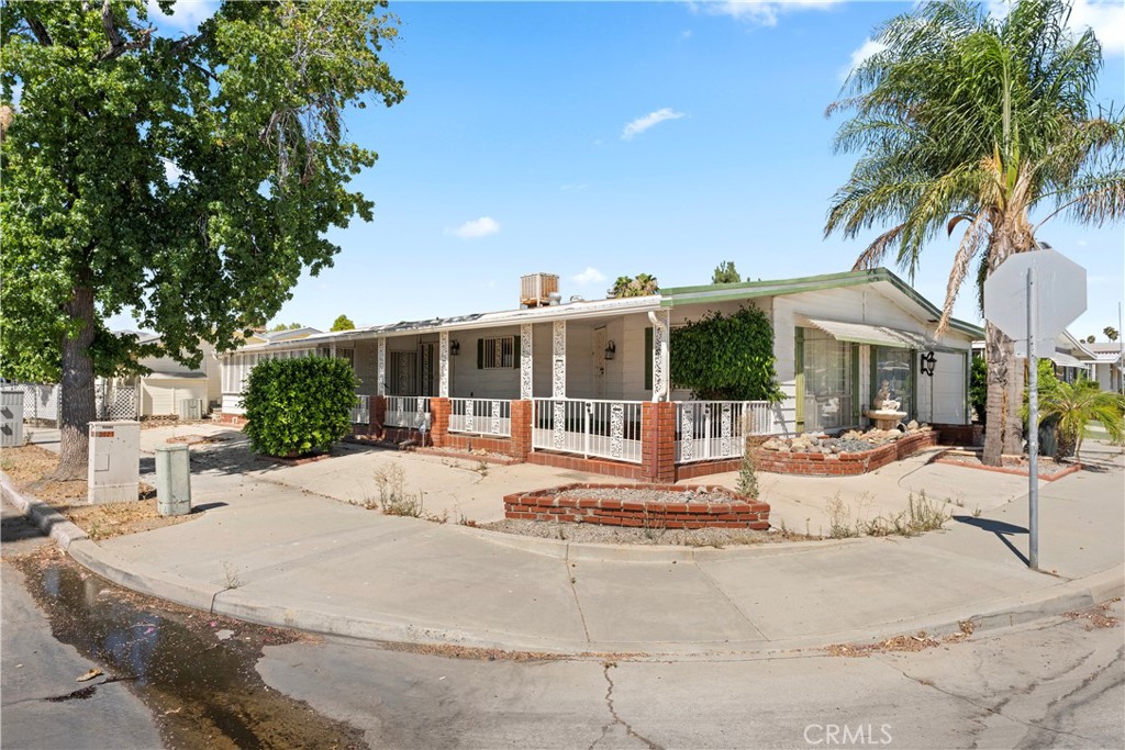 1290 Vista Grande Property Photo 27