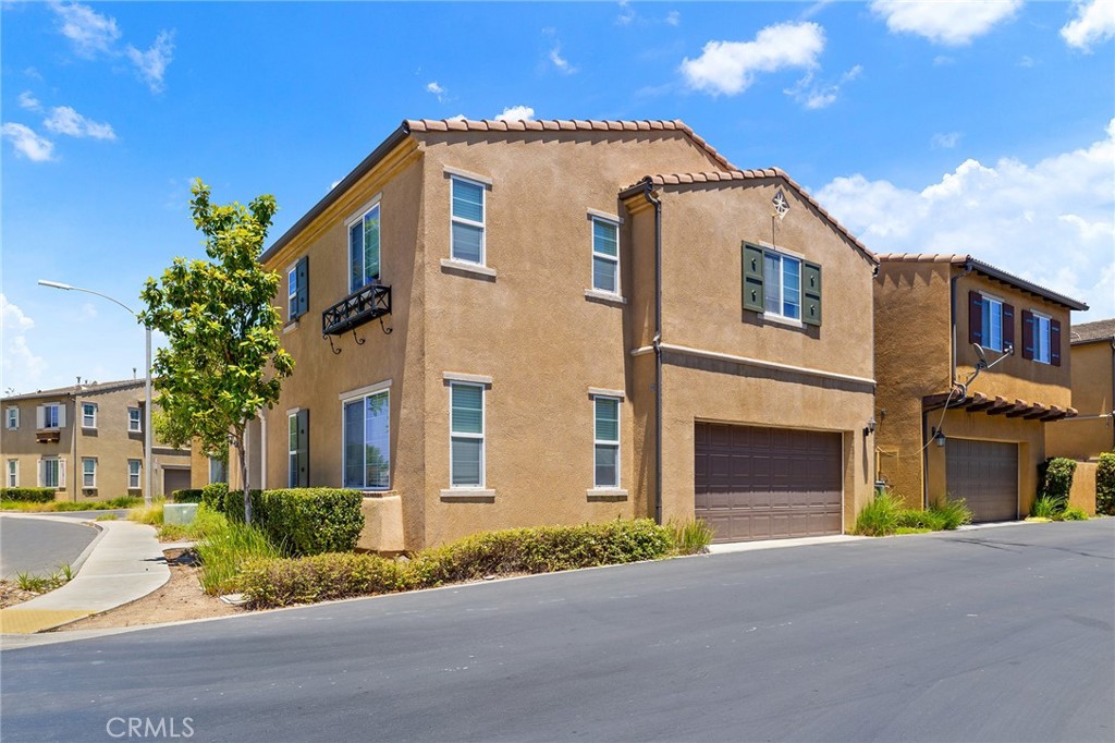 37330 Paseo Tulipa Property Photo 2