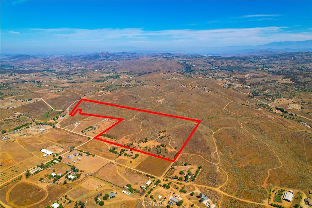 39282 San Ignacio Road Property Photo 3