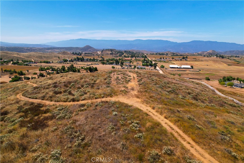 39282 San Ignacio Road Property Photo 6