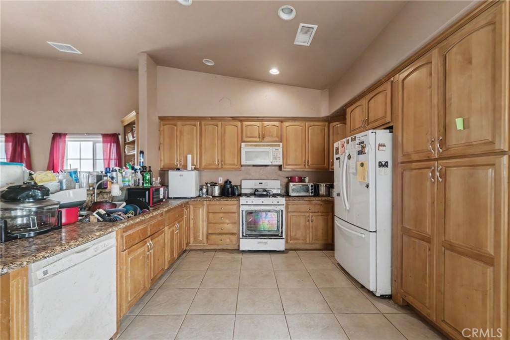 59340 Roger Lane Property Photo 7