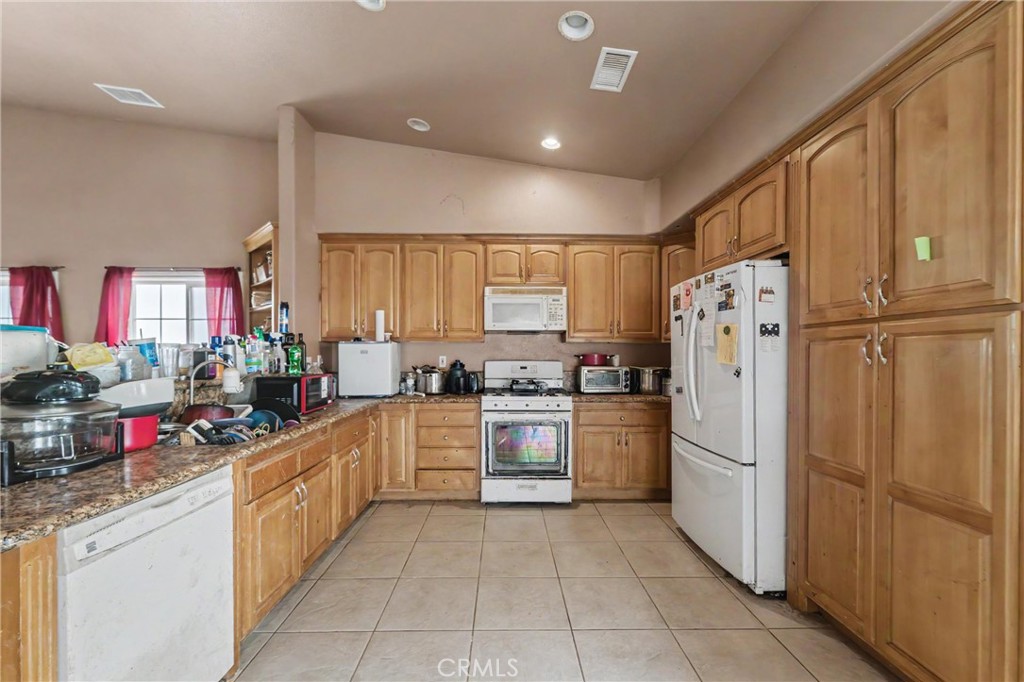 59340 Roger Lane Property Photo 7
