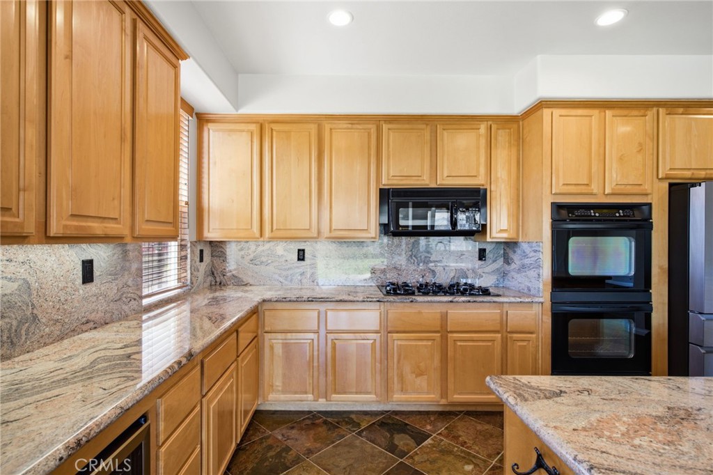 424 Peter Place Property Photo 24