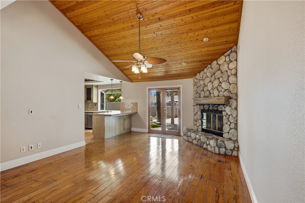 30027 Swan Point Property Photo 13