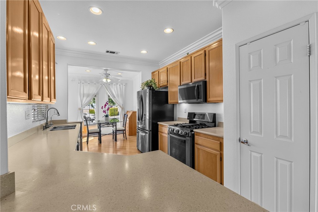 29354 Warmsprings Property Photo 4