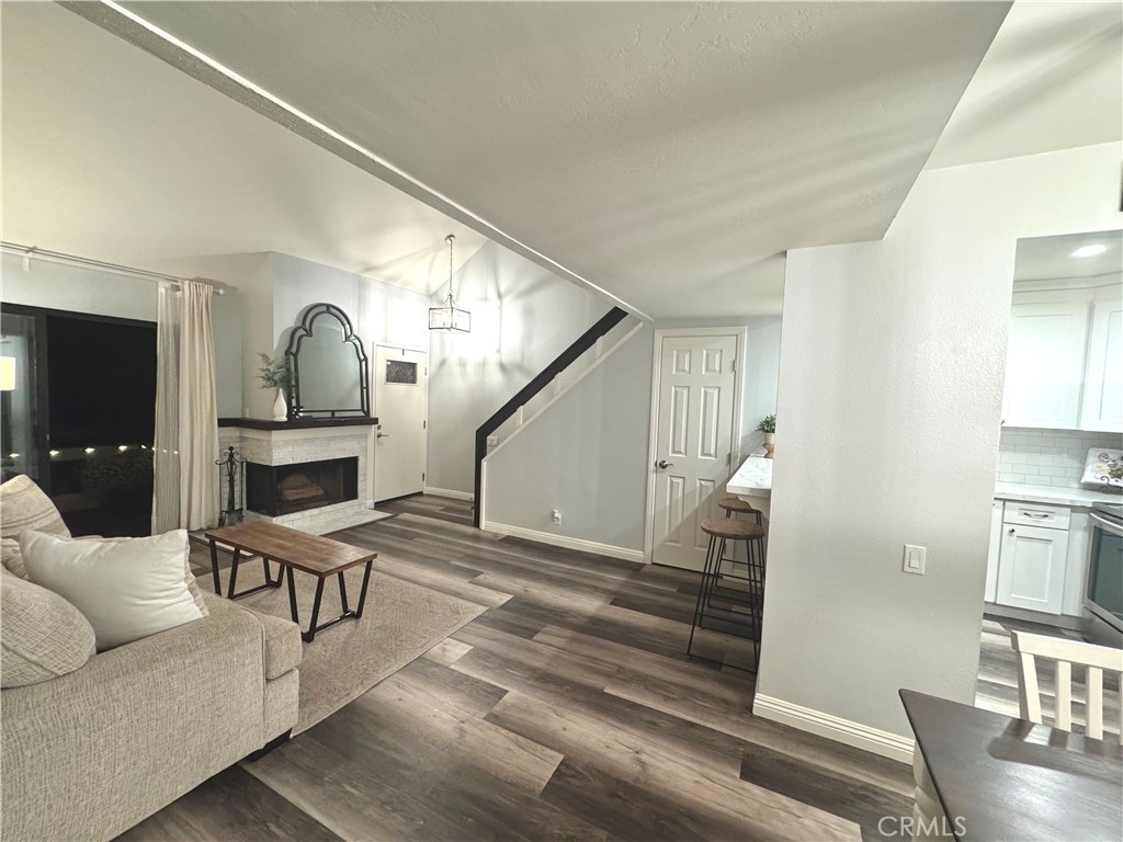 25761 Le Parc 58 Property Photo 3